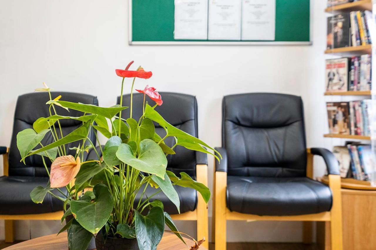 Private Rooms In Colindale - Sk The Hyde Экстерьер фото